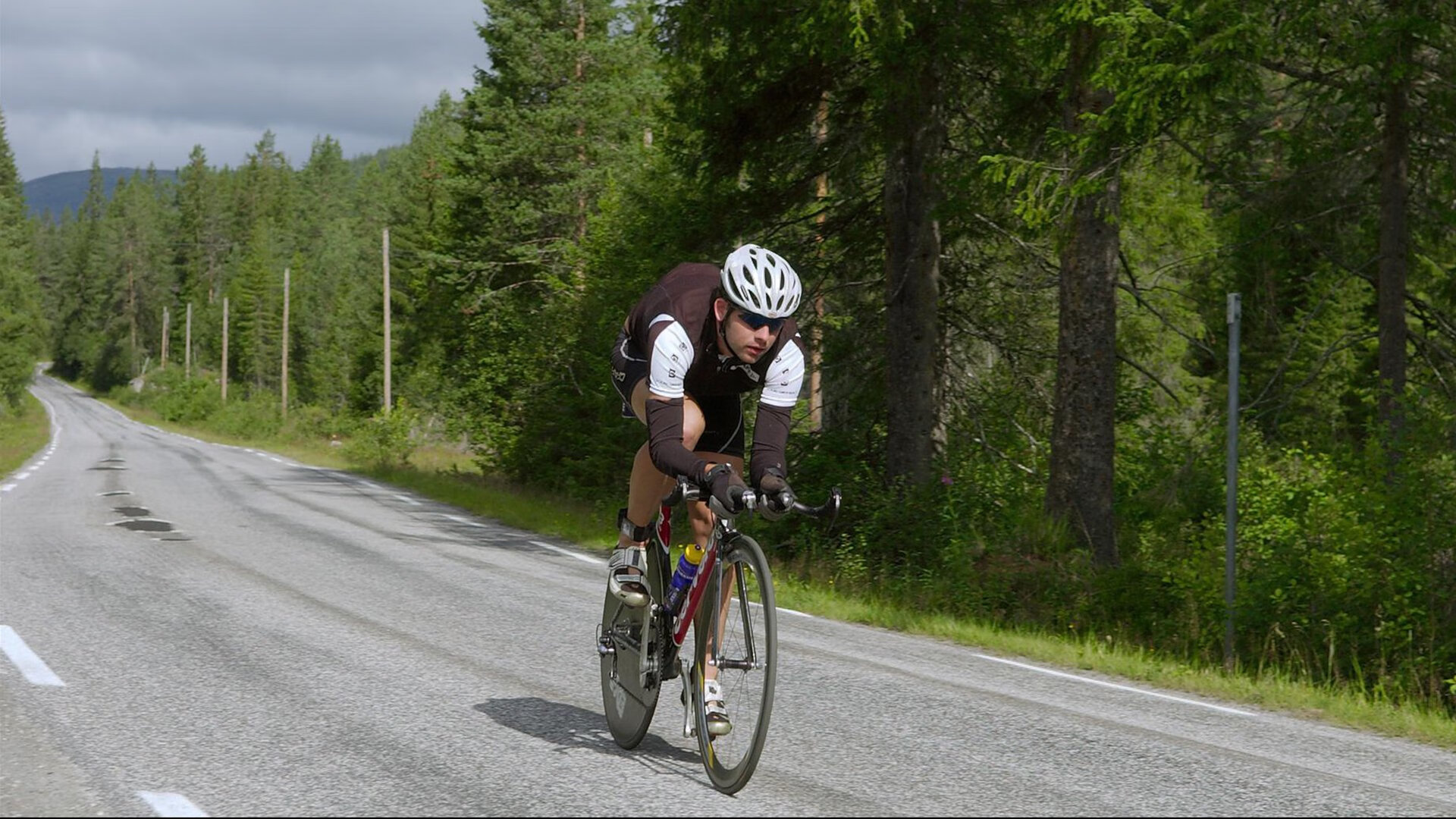 TL战队积极培养年轻选手，tl战队强吗